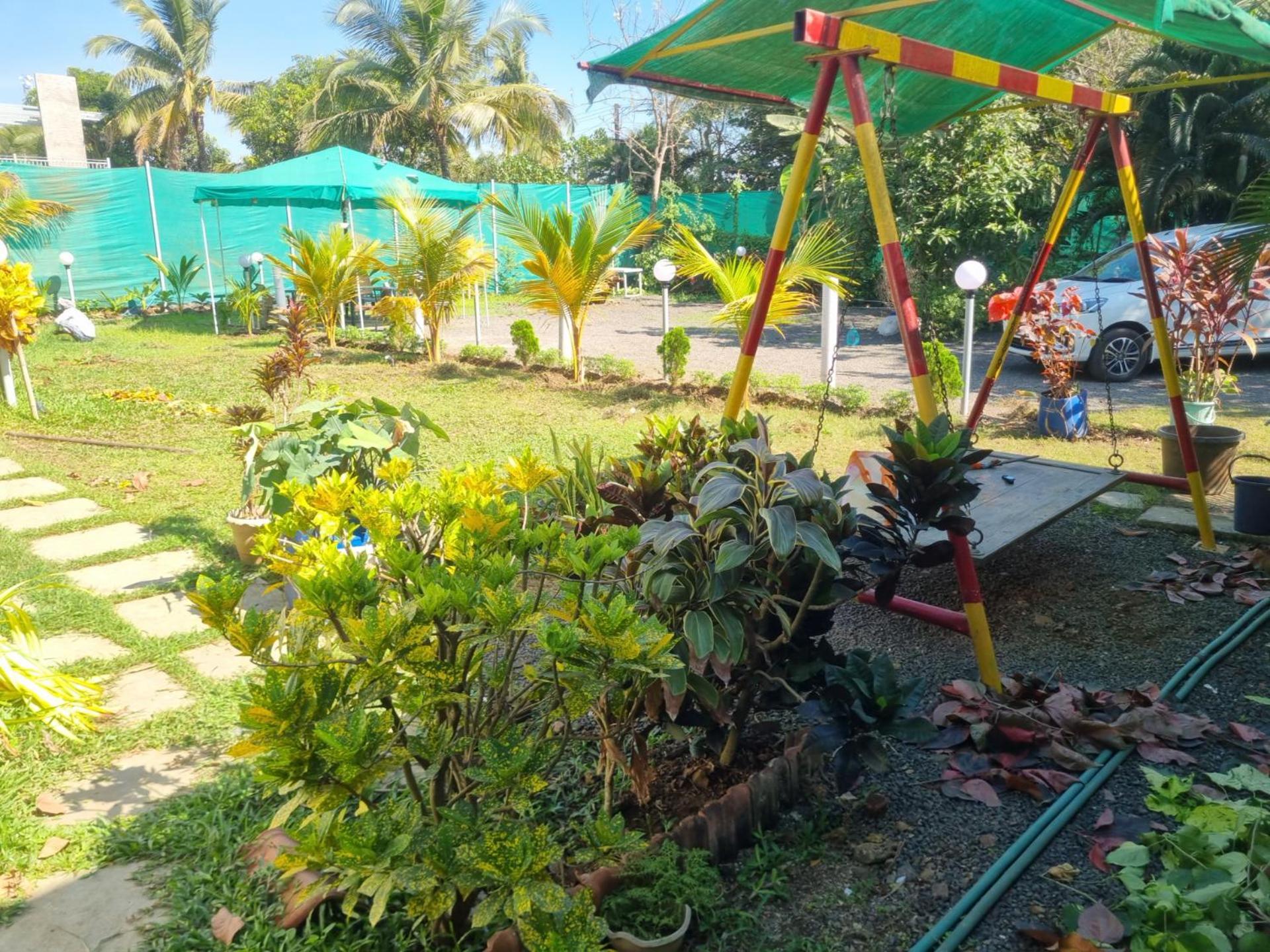 Humming Bird Beach Resorts Alībāg Extérieur photo
